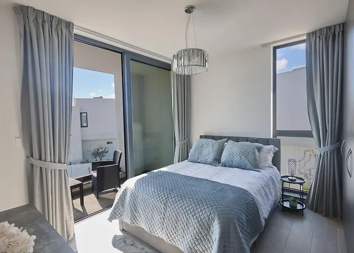 Almaria Alm08 By Interhome