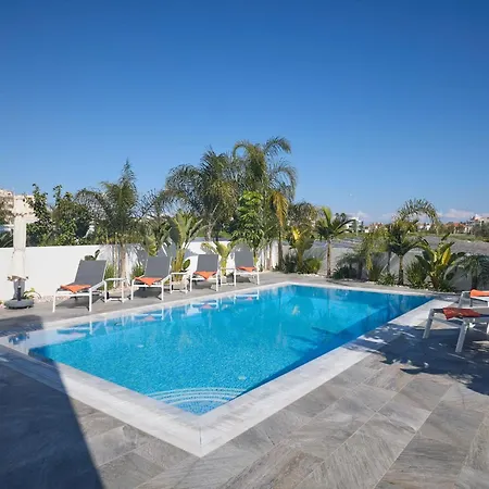 Holiday home Almaria Alm08 By Interhome *